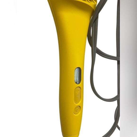 Drybar The Brush Crush Heated Straightening Brush – Yellow with Box - Picture 3 of 10